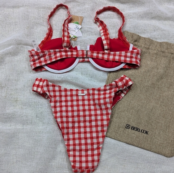 Berlook / new with tags  / Red Textured Plaid Bikini set - Picture 3 of 3